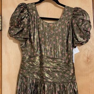 LoveShackFqncy Mercy Mini Metallic Floral Dress size 6 NWT